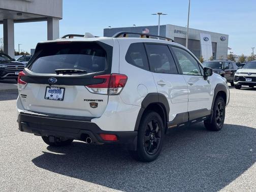 Crystal White Pearl 2023 Subaru Forester Wilderness