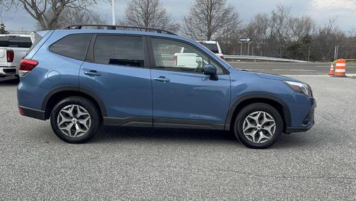 Horizon Blue Pearl 2023 Subaru Forester Premium