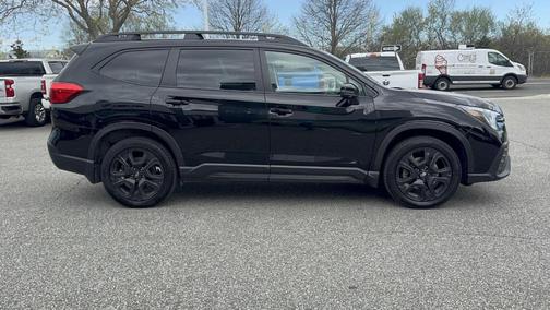 Crystal Black Silica 2023 Subaru Ascent Onyx Edition Limited