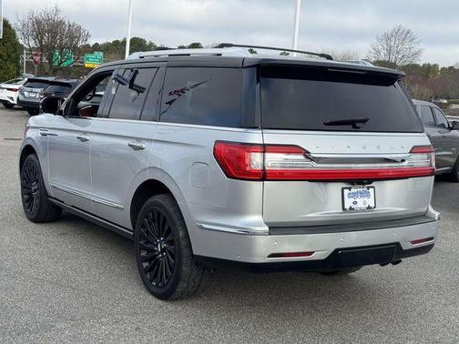Ingot Silver 2019 Lincoln Navigator Reserve