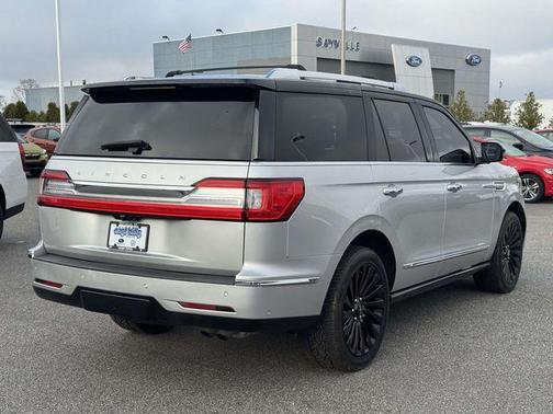 Ingot Silver 2019 Lincoln Navigator Reserve