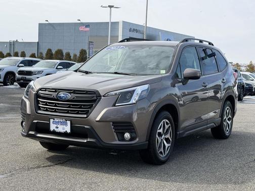 2023 Subaru Forester Premium
