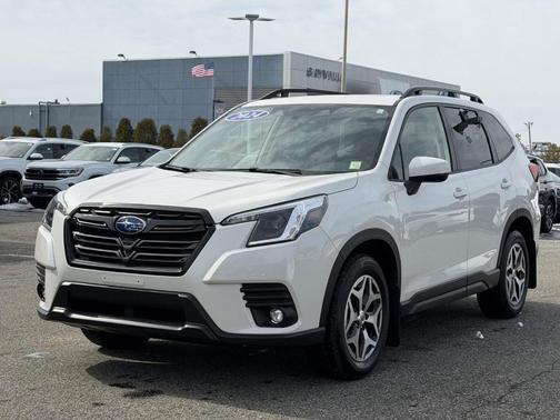 2024 Subaru Forester Premium