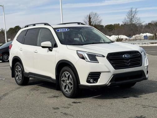 2024 Subaru Forester Premium