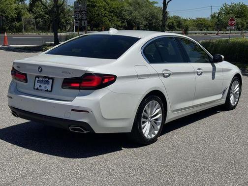 Mineral White Metallic 2022 BMW 530 i xDrive