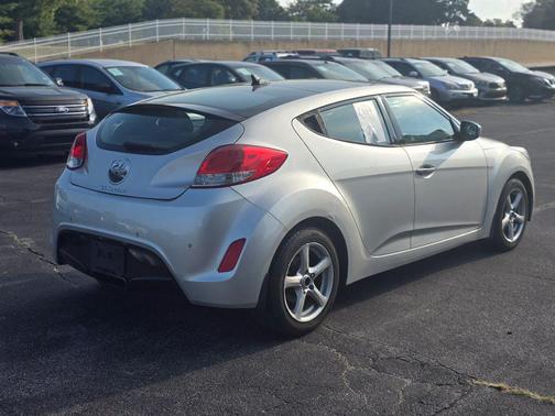 2013 Hyundai Veloster Base