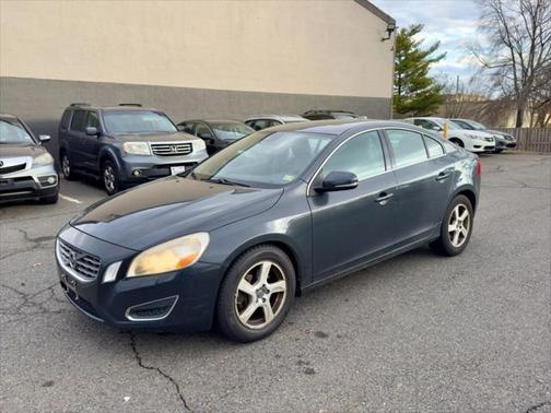 2013 Volvo S60 T5