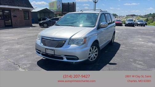 2011 Chrysler Town & Country Touring-L