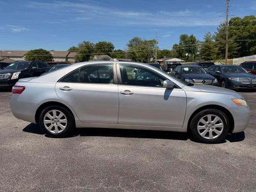 Magnetic Gray Metallic 2008 Toyota Camry XLE