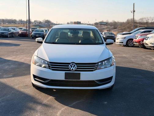 2014 Volkswagen Passat 1.8T S