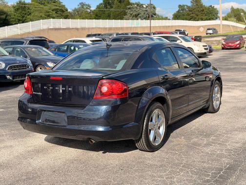 Black 2011 Dodge Avenger Mainstreet