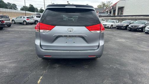 2013 Toyota Sienna LE