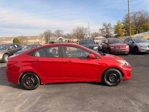 2017 Hyundai Accent SE