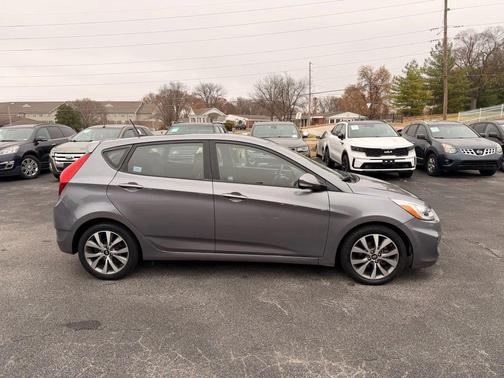 2016 Hyundai Accent Sport