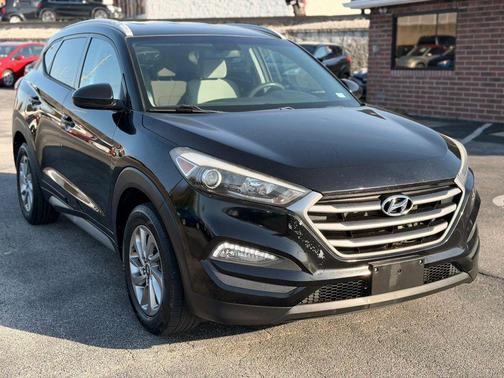 2018 Hyundai TUCSON SEL