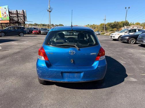 2010 Toyota Yaris Base