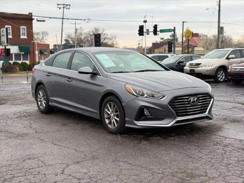 2018 Hyundai SONATA SE