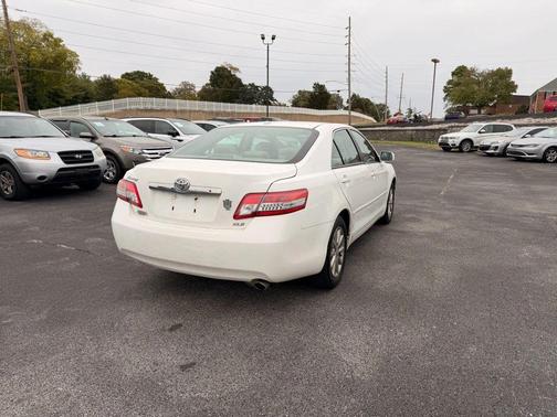 2011 Toyota Camry XLE