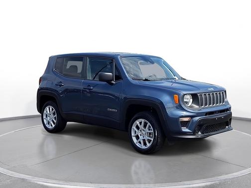 Slate Blue Pearlcoat 2023 Jeep Renegade Latitude 4x4
