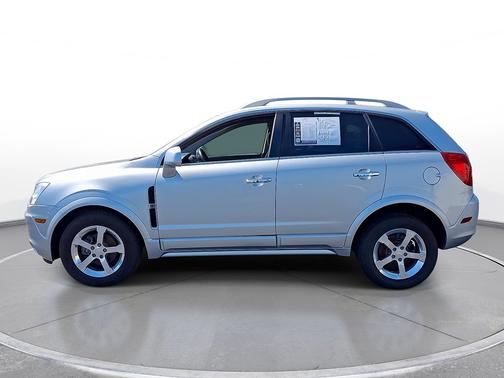 Silver Ice Metallic 2014 Chevrolet Captiva Sport FWD 4dr LT