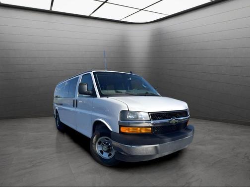 2021 Chevrolet Express 3500 LT