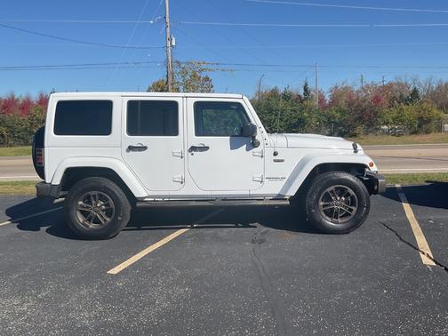 Bright White Clearcoat 2017 Jeep Wrangler Unlimited 75th Anniversary 4x4 *Ltd Avail*