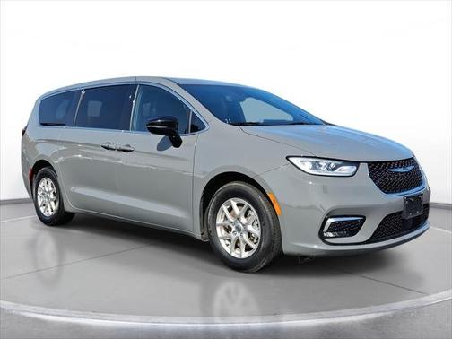 Ceramic Gray Clearcoat 2025 Chrysler Pacifica Select FWD