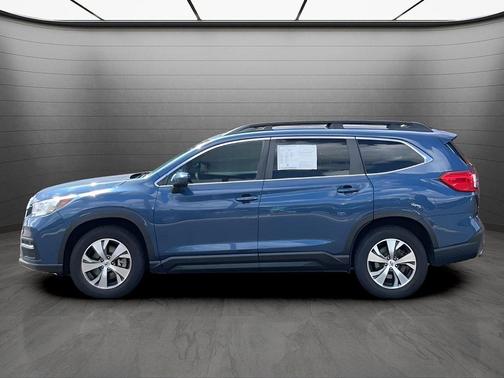 Abyss Blue Pearl 2022 Subaru Ascent Premium 8-Passenger