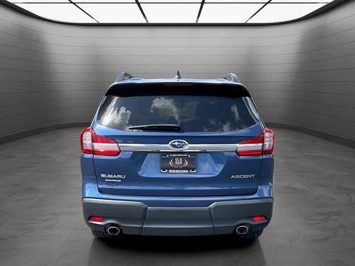 Abyss Blue Pearl 2022 Subaru Ascent Premium 8-Passenger