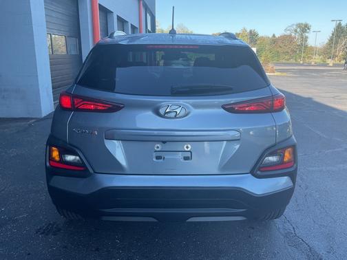 Sonic Silver 2021 Hyundai KONA SEL Auto FWD