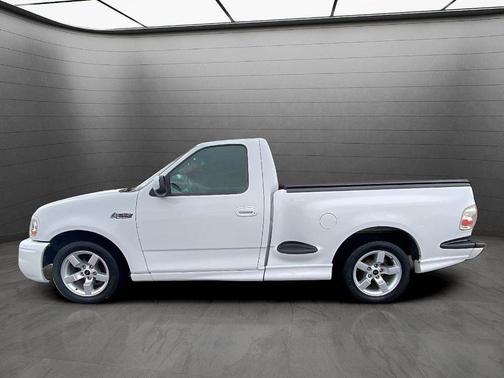 2001 Ford F-150 SVT Lightning Flareside
