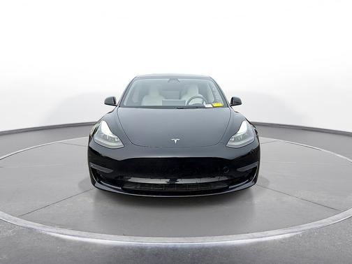 2023 Tesla Model 3 RWD