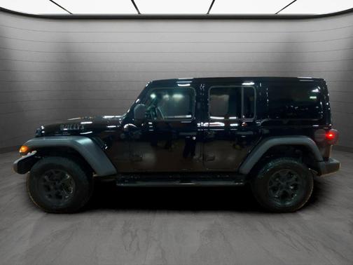 2022 Jeep Wrangler Unlimited Sport
