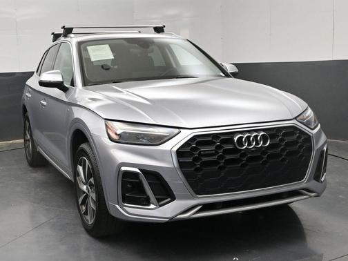 2024 Audi Q5 45 S line Premium Plus