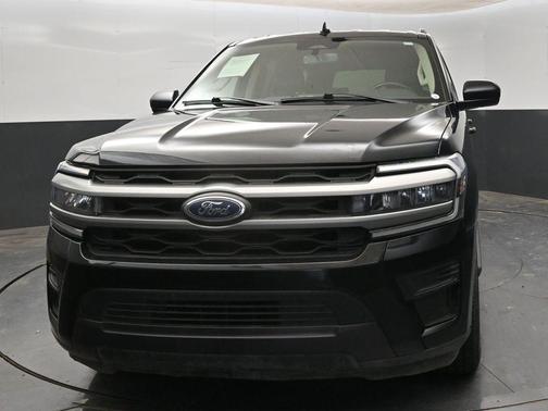 Black Metallic 2024 Ford Expedition XLT