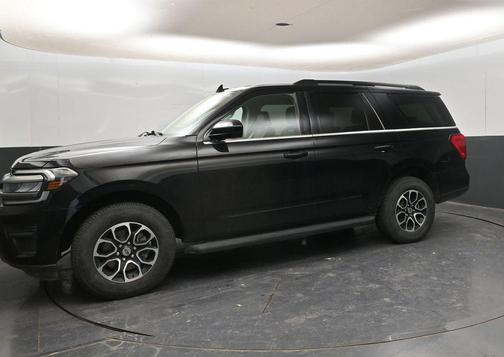 Black Metallic 2024 Ford Expedition XLT