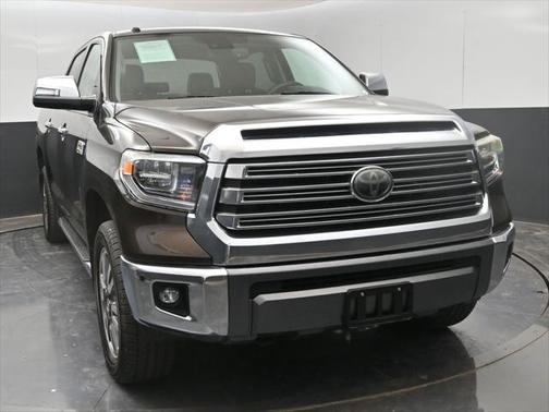 2018 Toyota Tundra SR5