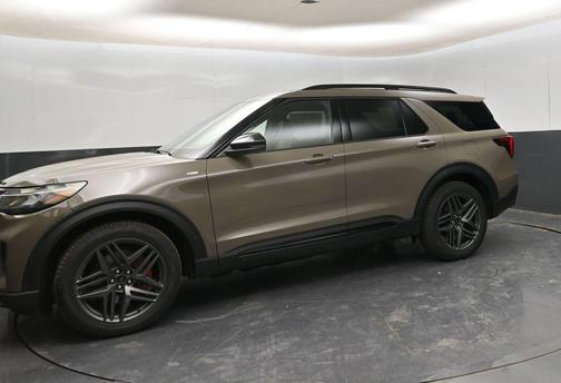 Marsh Gray 2026 Ford Explorer ST-Line