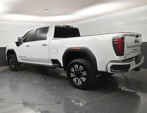 2024 GMC Sierra 2500 Denali