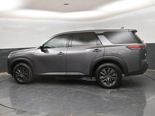 2023 Nissan Pathfinder S 4WD