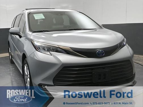 2023 Toyota Sienna Woodland Edition