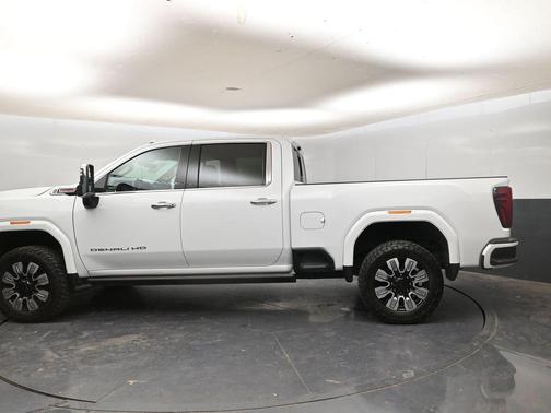 Summit White 2024 GMC Sierra 2500 Denali