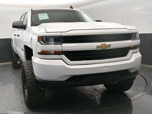 2018 Chevrolet Silverado 1500 Custom