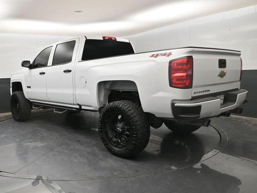 2018 Chevrolet Silverado 1500 Custom