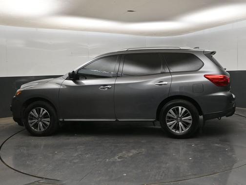 Gun Metallic 2020 Nissan Pathfinder S
