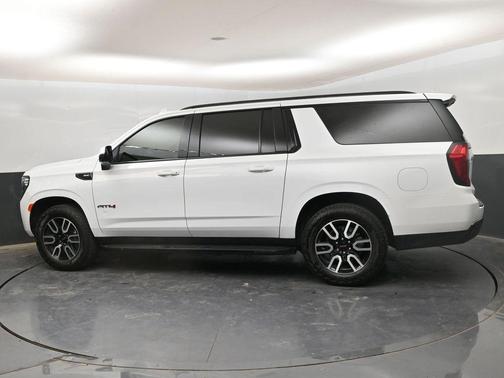 2024 GMC Yukon XL AT4