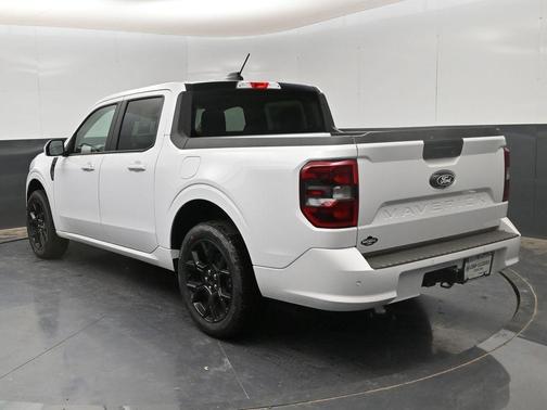 2025 Ford Maverick Lobo Standard