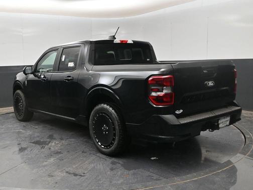 2025 Ford Maverick Lobo