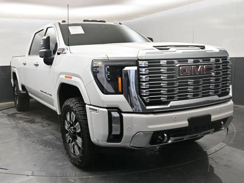 2024 GMC Sierra 2500 Denali