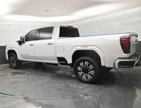 2024 GMC Sierra 2500 Denali